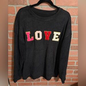 Love Graphic Sweater - Black XL
